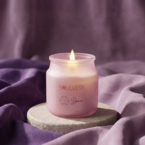 Space - White Musk Scented Yankee Jar Candle | 80g
